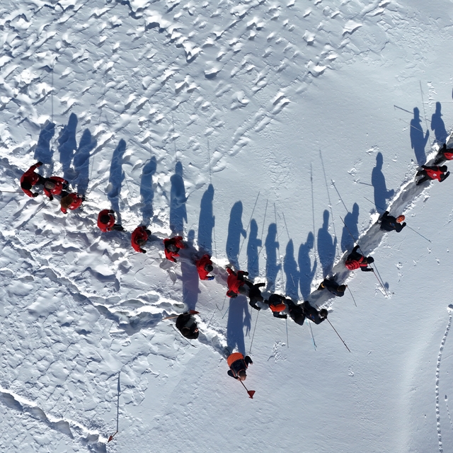 Bingöl'de AFAD'ın arama kurtarma eğitiminin ardından çığ tatbikatı gerçekle...