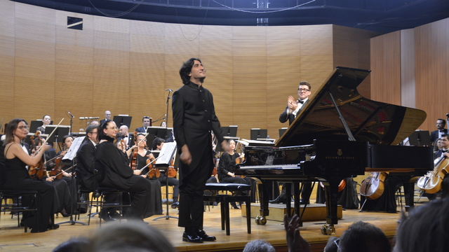 BBDSO, piyanist Cem Babacan ile Avusturyalı şef Matthew Coorey'i konuk etti