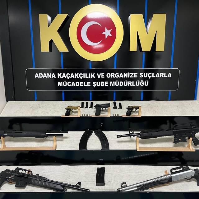 Adana'da yasa dışı silah ticareti operasyonunda yakalanan 4 zanlı tutukland...