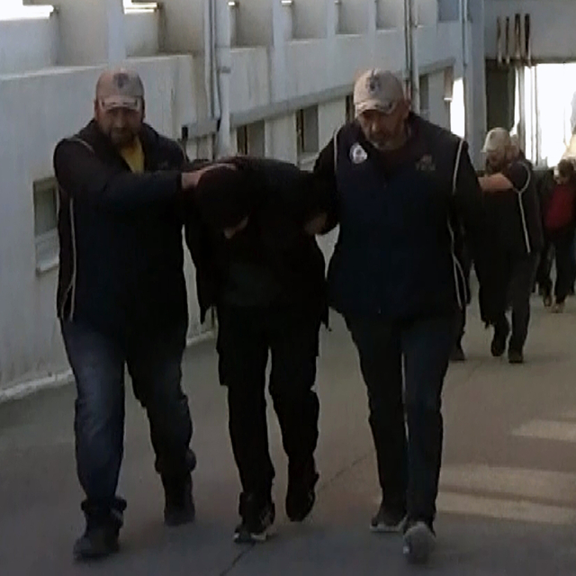 Adana'da DEAŞ operasyonu: 3 tutuklama
