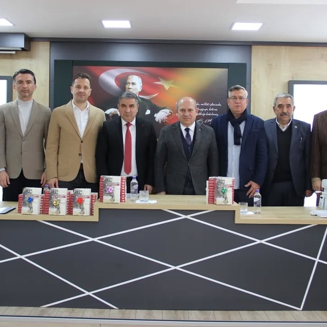 Edremit'te Köprülü Hamdi Bey'in Kurtuluş Savaşı'ndaki mücadelesi okullarda...