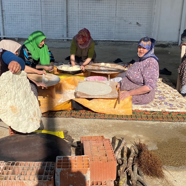 Manisalı kadınların ramazan hazırlıkları sürüyor