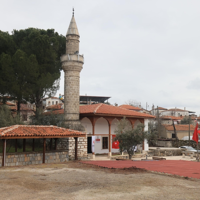Muğla Valiliğince restore edilen cami ibadete açıldı