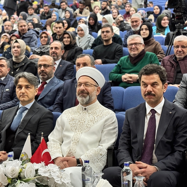 Diyanet İşleri Başkanı Erbaş, Konya'da konuştu: