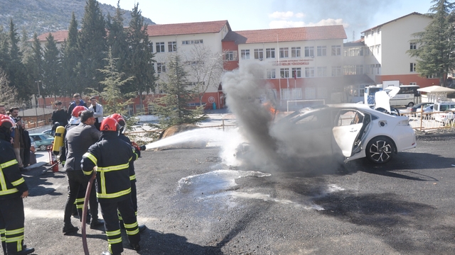 Akseki'de müftülük personeline yönelik "yangın ve ilk yardım" tatbikatı düzenlendi
