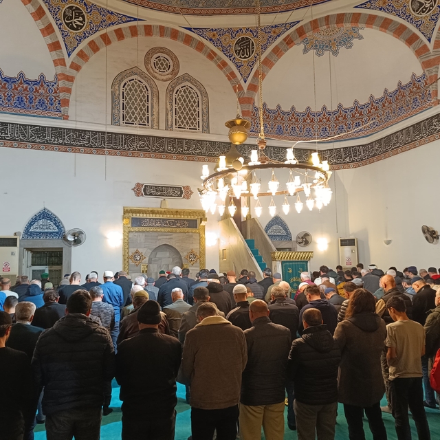 Antalya, Muğla, Isparta ve Burdur'da ilk teravih namazı kılındı