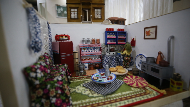 Balıkesirli diorama sanatçısı kadın, kişiye özel ev ve odaların modellerini yapıyor