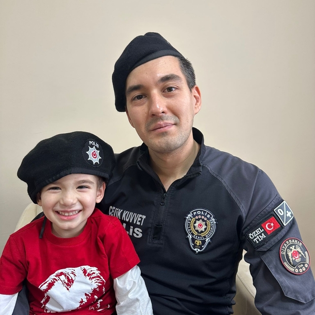 DMD hastası Kuzey'e destek için Bursa polisinden, 'Birlikte el ele Kuzey'e...