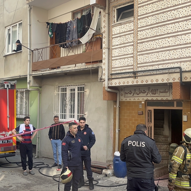 Bursa'da yangın; aynı aileden 2'si çocuk 4 kişi dumandan etkilendi