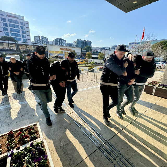 Trabzon'daki uyuşturucu operasyonunda yakalanan 6 zanlı tutuklandı