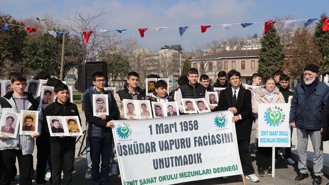 Kocaeli'de "Üsküdar Vapuru" faciasında hayatını kaybedenler anıldı