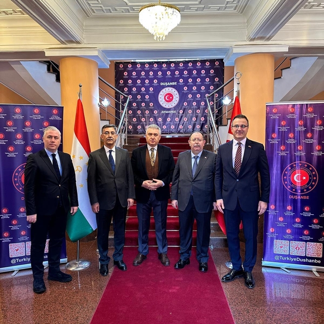 YSK Başkanı Yener, parlamento seçimleri için Tacikistan'da