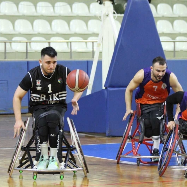 Tekerlekli Sandalye Basketbol Süper Ligi'nde Play-Off turu 3'üncü maça kald...