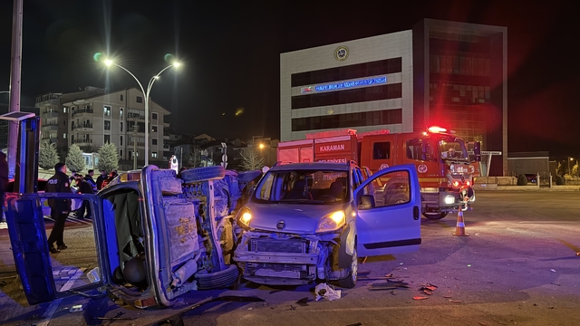Karaman'da trafik kazasında 4 kişi yaralandı