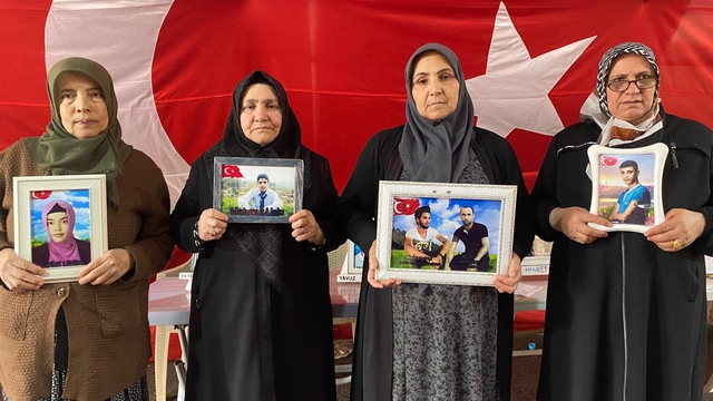 Diyarbakır anneleri ramazanda da evlat nöbetini sürdürüyor