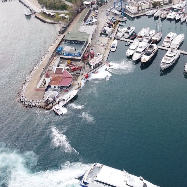 Bodrum'da motoryatta çıkan yangın hasara neden oldu