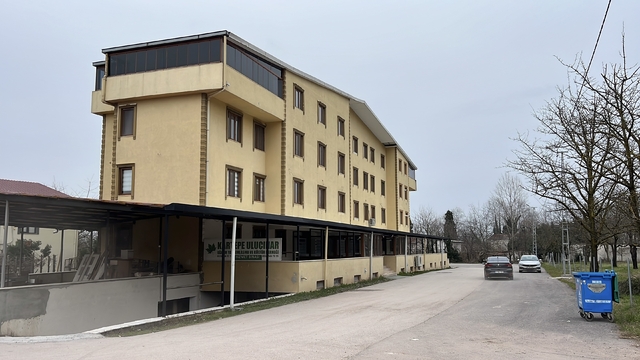 Yüksekten düşen, hastaneye kaldırılırken kaza geçiren hamile kadın 1 gün sonra öldü (2)