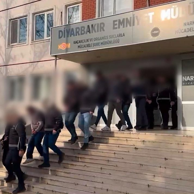 Diyarbakır merkezli 4 ilde sınavlarda usulsüzlük yapanlara operasyon; 26 tu...