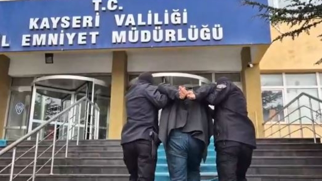 Kayseri'de FETÖ'nün 'Akademisyen ünitesi sorumlusu' yakalandı