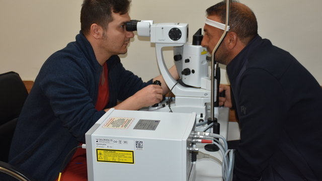 Şırnak'ta yapılan göz anjiyosu ile hasta sevklerinin önüne geçilmesi hedefleniyor