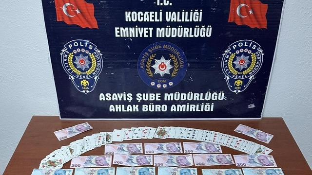 Kocaeli'de kumar oynayan 7 kişiye 36 bin 988 lira ceza kesildi