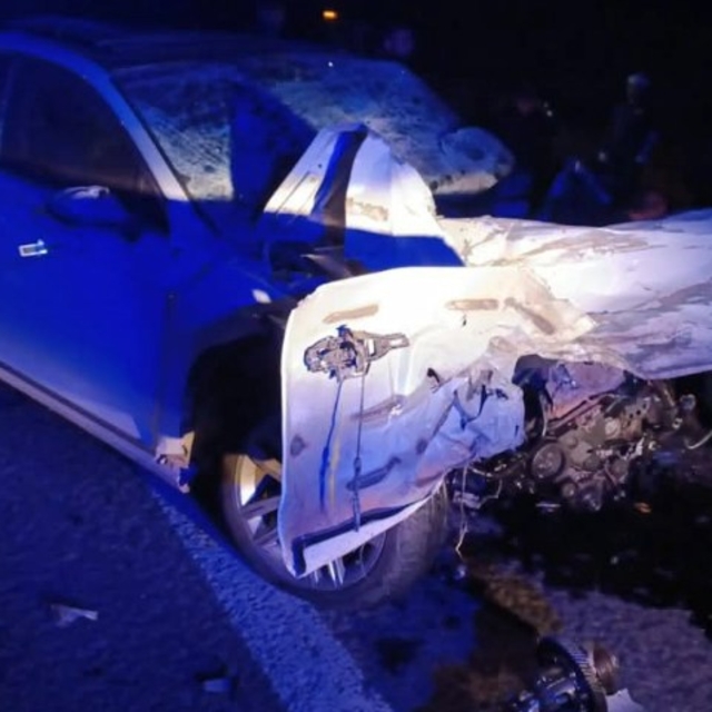 Şanlıurfa'da 2 otomobil çarpıştı: 4 ölü