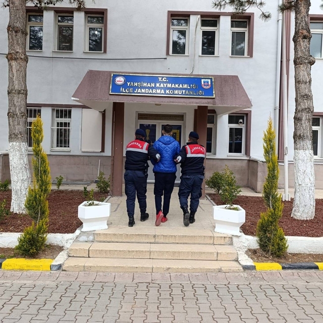 Kırıkkale'de firari 3 hükümlü yakalandı
