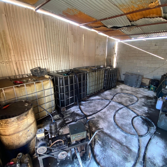 Mersin'de usulsüz akaryakıt ürettikleri öne sürülen 6 zanlı tutuklandı