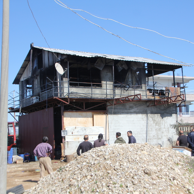 Antalya'da yangın çıkan evde bir kişi yaralandı