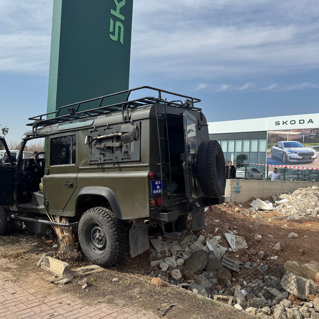 Şanlıurfa'da kaza yapan ekip aracındaki 6 polis yaralandı