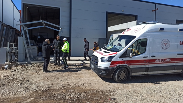 Ankara'da sobayı tinerle yakmaya çalışan 2 kişi yaralandı