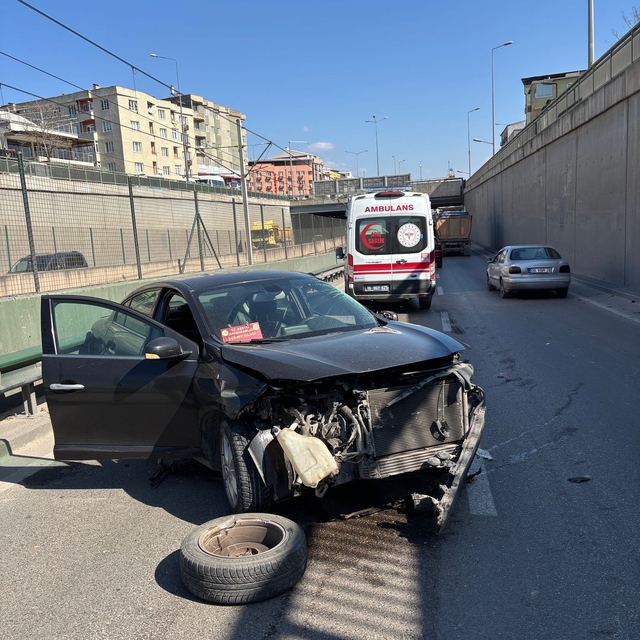 İlçe müftüsü kazada yaralandı