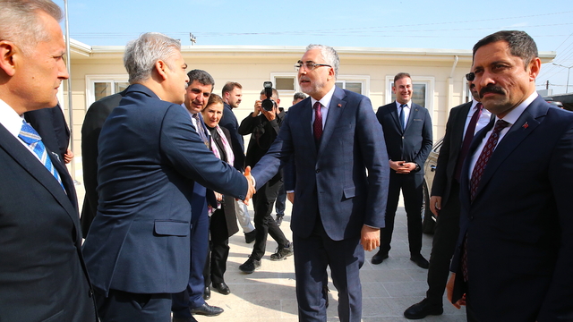 Bakan Işıkhan, Hatay'da "Türkiye Yüzyılı'nda Çalışma Hayatı Buluşmaları" programında konuştu: