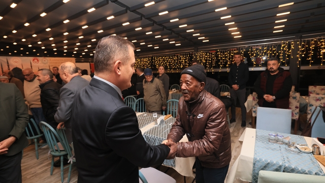 Muğla Valisi Akbıyık, huzurevi sakinleriyle iftarda buluştu