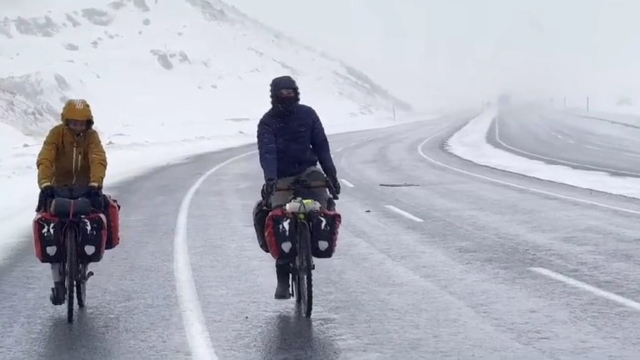 Van'da tipiye yakalanan Fransız çift, Güzeldere Geçidi'nde tünele sığındı