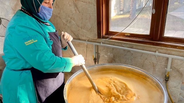 Taşköprü Belediyesi aşevi, ramazanda 350 kişiye sıcak yemek ulaştırıyor