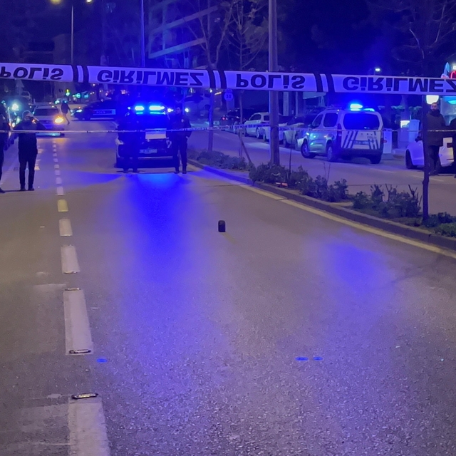 'Kız meselesi' nedeniyle tartıştı; tabancayla vurup kaçtı