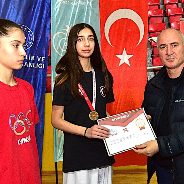 Okul Sporları Gençler Tekvando Grup Müsabakaları Osmaniye'de tamamlandı