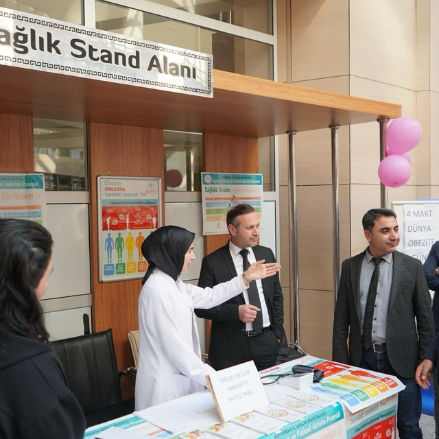 Adıyaman'da vatandaşlar obezite hakkında bilgilendirildi