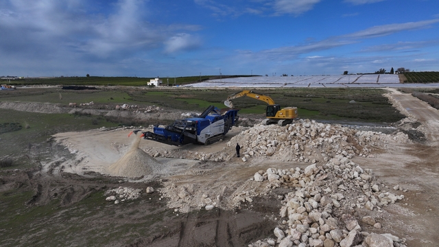 Çukurova'da tarımsal üretim yüksek teknolojili seralarla daha da artacak