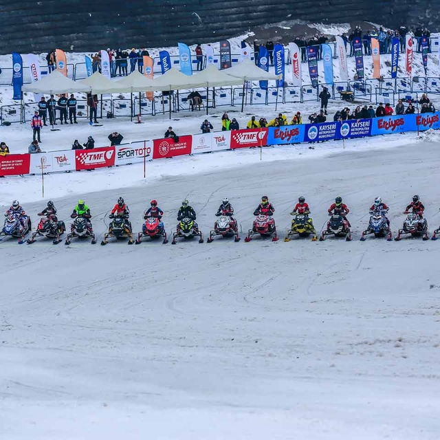 Erciyes, Dünya Kar Motosikleti Şampiyonası'na ikinci kez ev sahipliği yapac...
