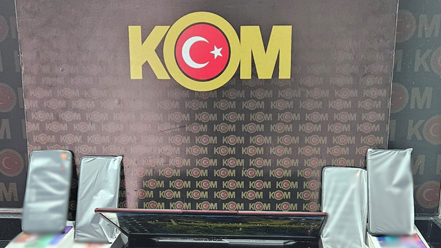 Antalya'da kaçakçılık operasyonlarında 7 şüpheli yakalandı