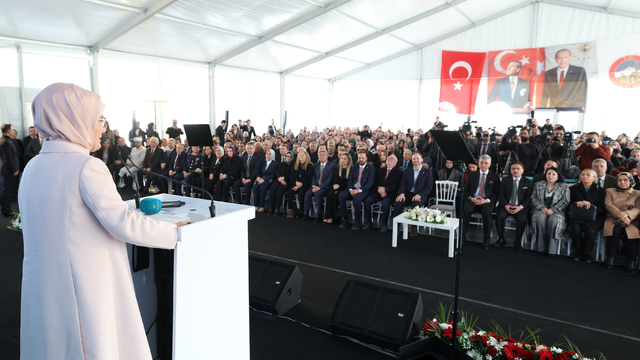 Emine Erdoğan, Kayseri Yeşilay Rehabilitasyon Merkezi'nin açılışında konuştu: