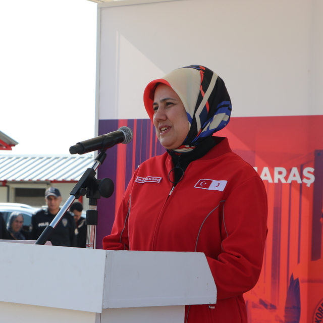 Kahramanmaraş'ta konteyner kentte sosyal donatı alanlarının açılışı gerçekl...