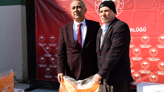 Samsun'da "Vefa Projesi" kapsamında ilaç ve gübre dağıtımı yapıldı