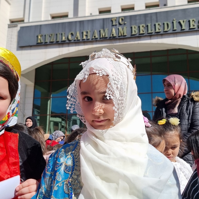 Kızılcahamam'da çocuklar ramazan fener alayı etkinliği gerçekleştirdi