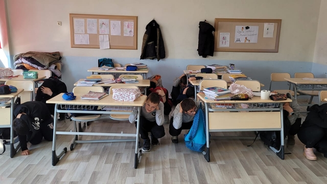 Dodurga'daki okullarda deprem tatbikatı yapıldı
