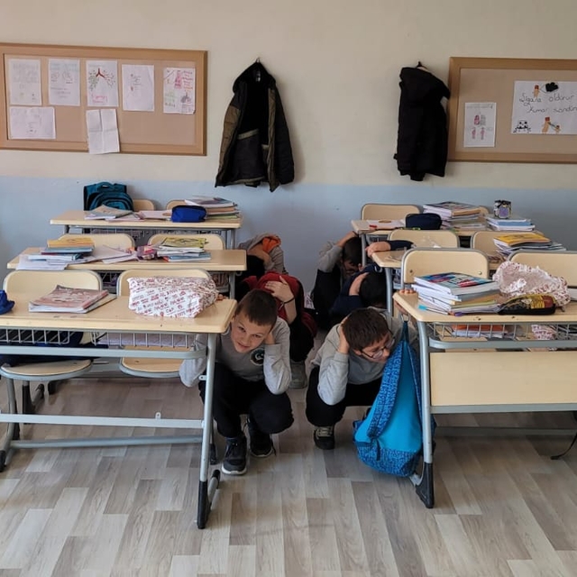Dodurga'daki okullarda deprem tatbikatı yapıldı