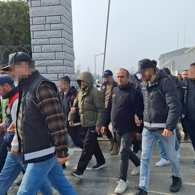 Düzce'de uyuşturucu operasyonunda 20 şüpheli yakalandı