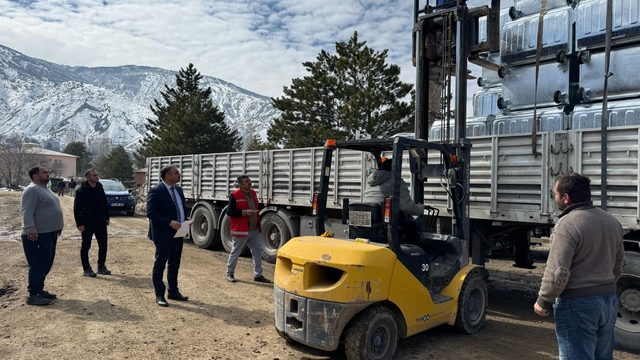 Akıncılar'da çöp konteynerleri yenilendi